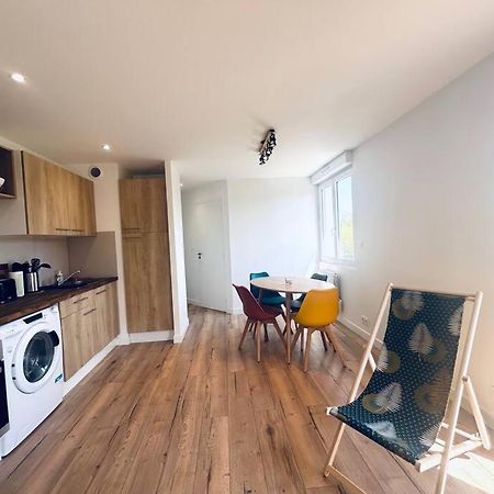 Au Coeur Des Chenes, 2P Apartment Ploemeur Bagian luar foto