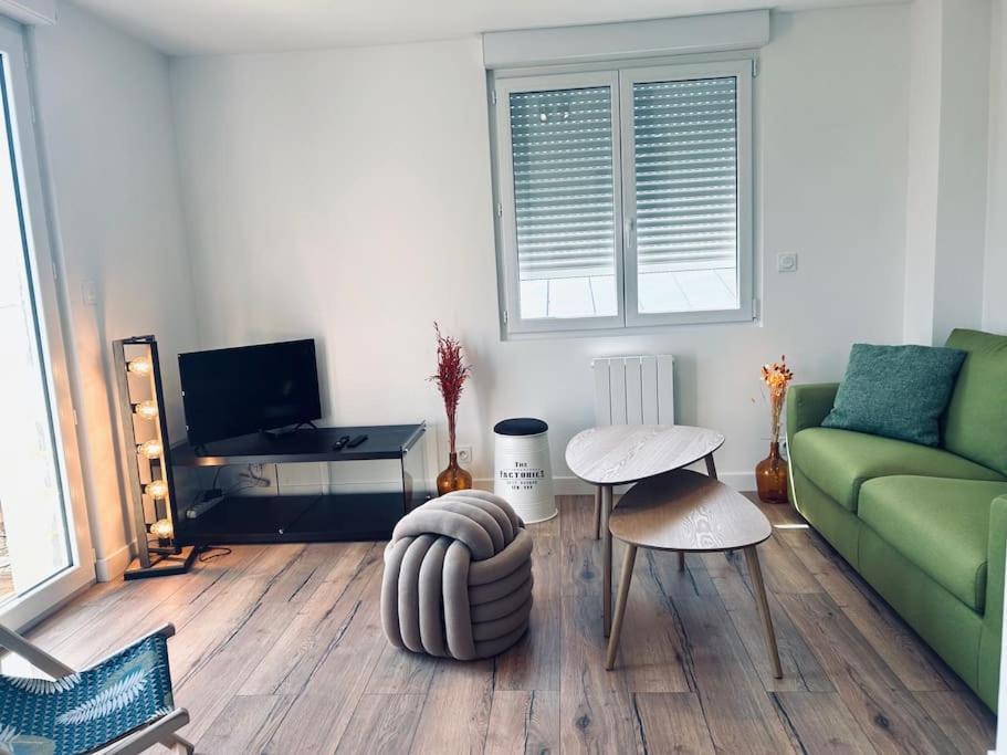 Au Coeur Des Chenes, 2P Apartment Ploemeur Bagian luar foto